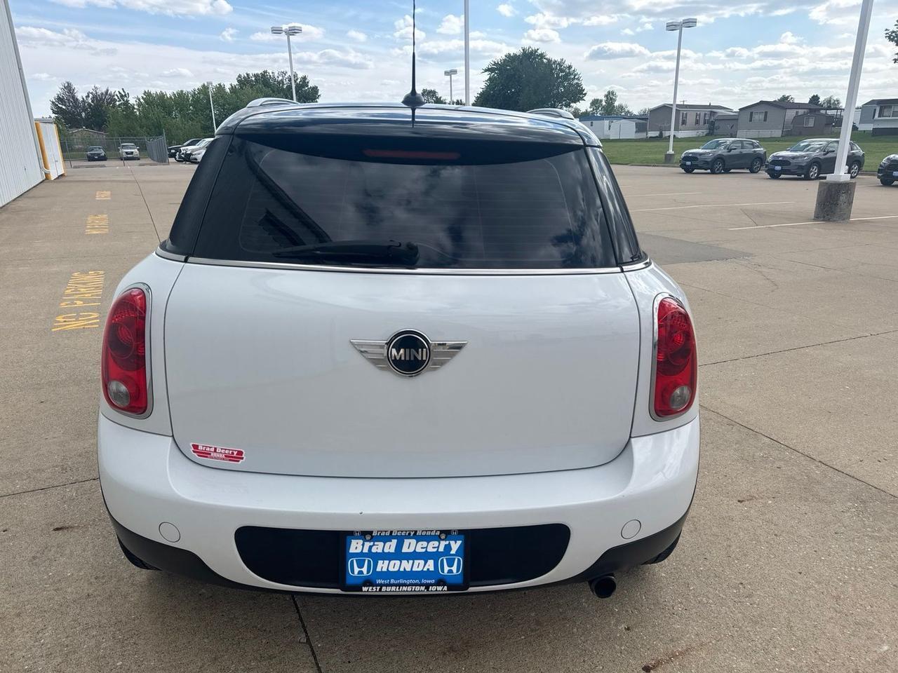 2013 MINI Cooper Countryman Base West Burlington IA