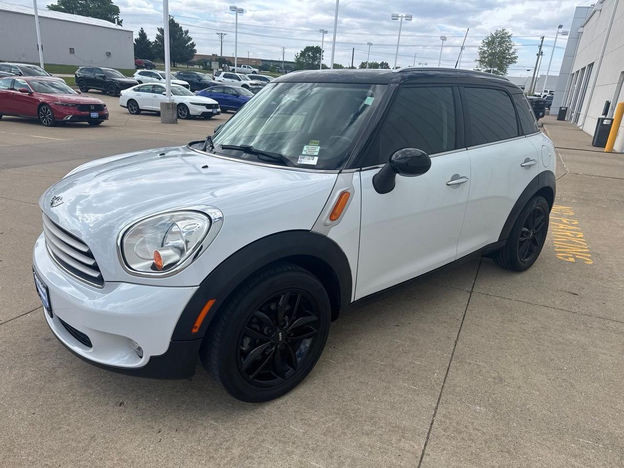 2013 MINI Cooper Countryman Base West Burlington IA