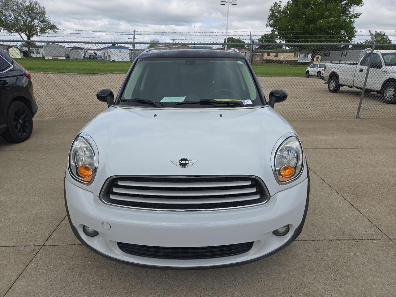 2013 MINI Cooper Countryman Base