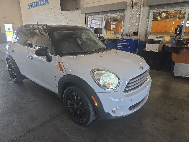 2013 MINI Cooper Countryman Base