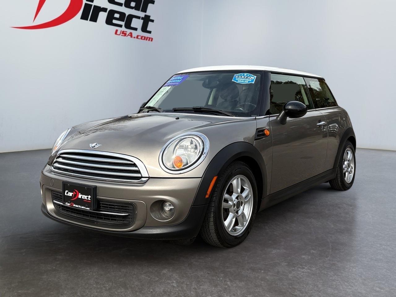 2013 MINI Cooper Hardtop BLUETOOTH, AUTO START/STOP, TRACTION CONTROL, REMOTE KEYLESS ENTRY, LOW MILEAGE, CLEAN CARFAX, KEEP IT COOL IN THIS MINI COOPER!