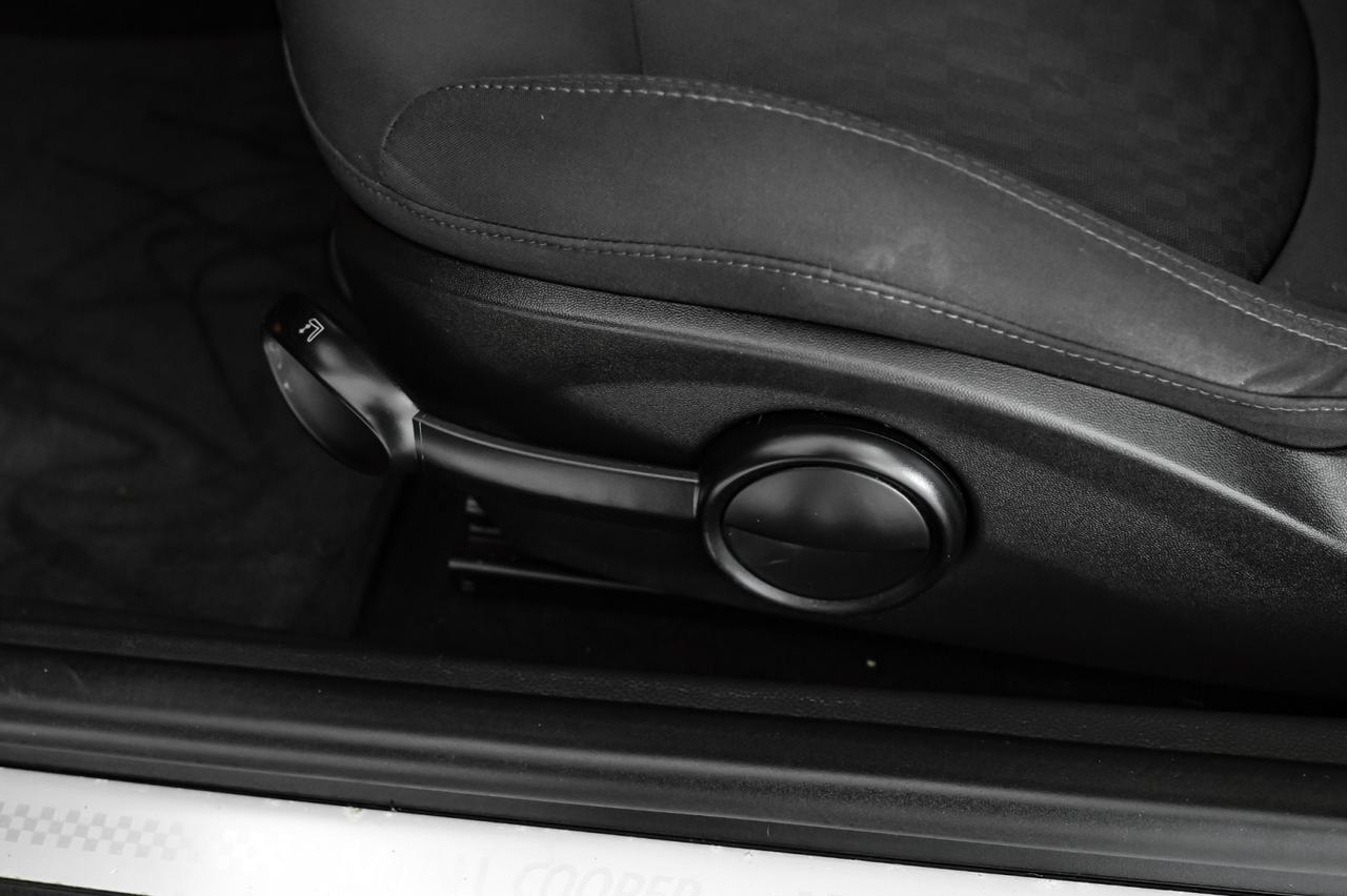 2013 MINI Cooper S PANORAMA HEATED SEATS PUSH BUTTON START BLUETOOTH CRUISE CONTROL ALLOY WHEELS Carrollton TX