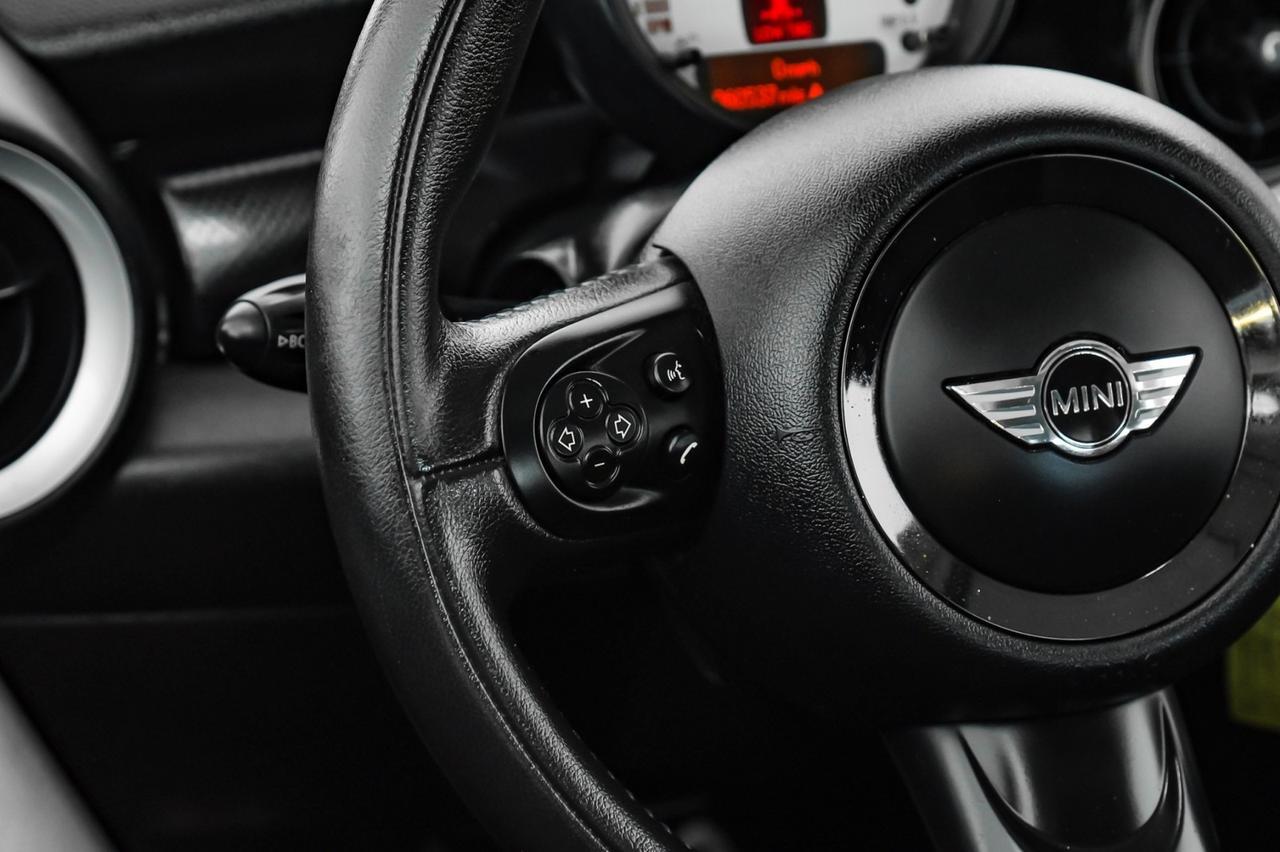 2013 MINI Cooper S PANORAMA HEATED SEATS PUSH BUTTON START BLUETOOTH CRUISE CONTROL ALLOY WHEELS Carrollton TX