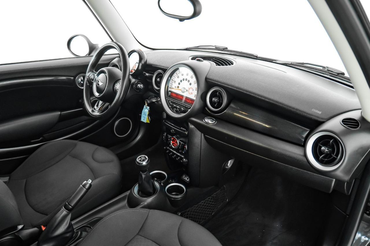 2013 MINI Cooper S PANORAMA HEATED SEATS PUSH BUTTON START BLUETOOTH CRUISE CONTROL ALLOY WHEELS Carrollton TX