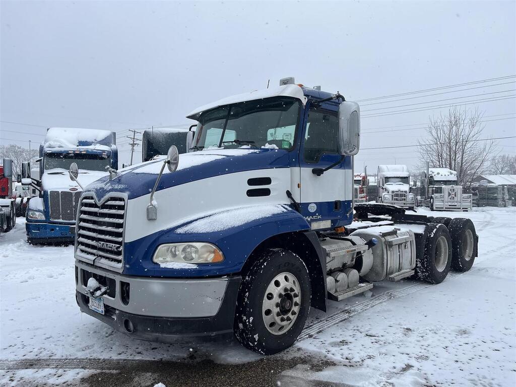 2013 Mack CXU613 Eau Claire MN 2013 Mack CXU613 Eau Claire MN
