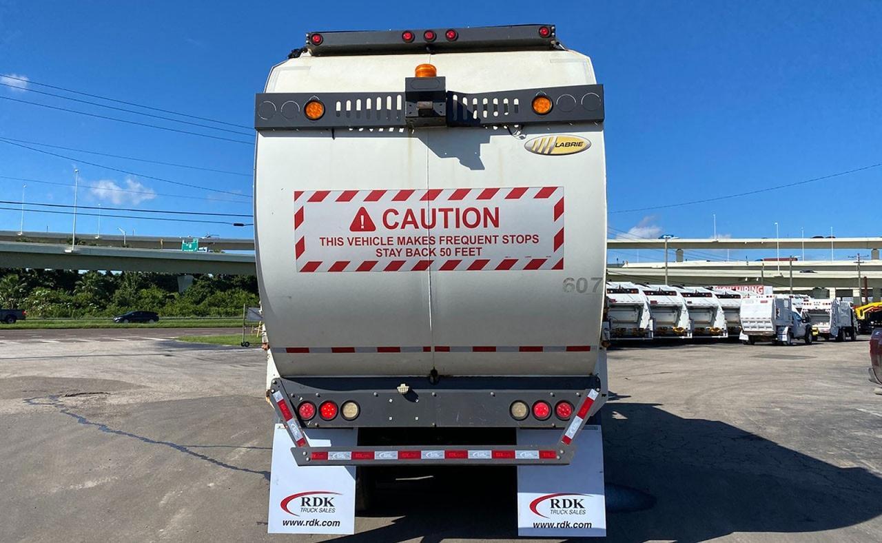 2013 Mack LEU613 31 yard Labrie Side loader Tampa FL