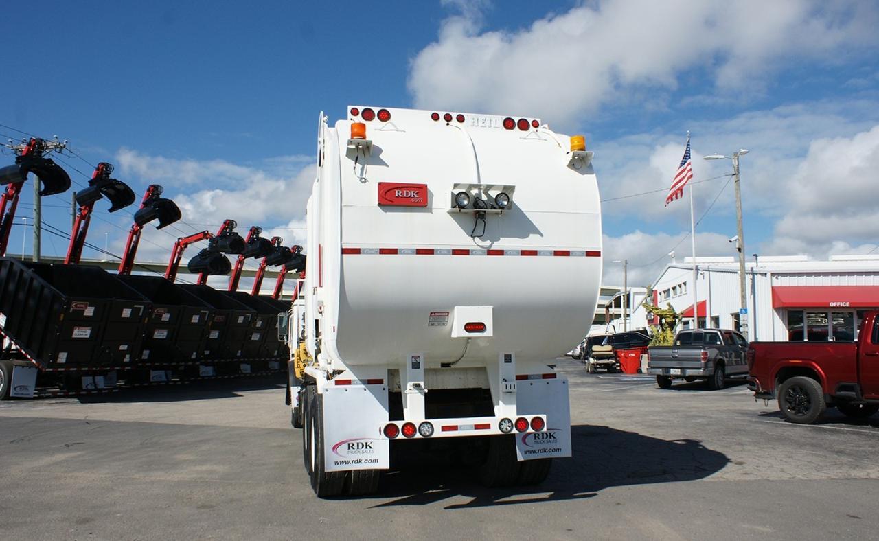 2013 Mack LEU613 37 yd. Heil Side Loader Garbage Truck Tampa FL