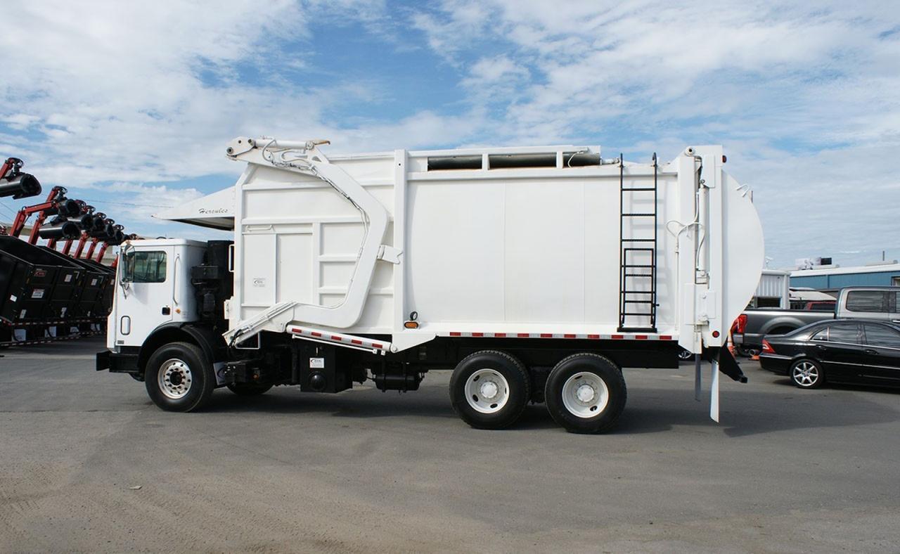 2013 Mack MRU 40 yd EZ Pack Front Loader Garbage Truck Tampa FL