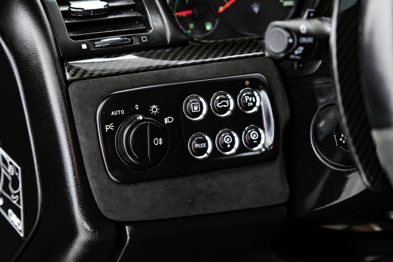 2013 Maserati GranTurismo SPORT NAVIGATION LEATHER HEATED SEATS FRONT AND REAR PARKING SEN Carrollton TX