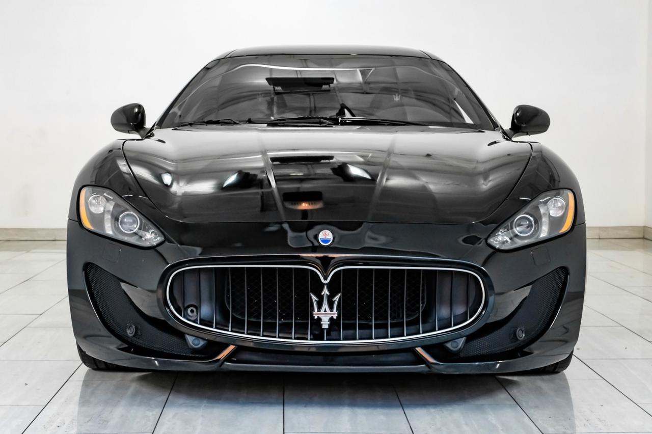2013 Maserati GranTurismo SPORT NAVIGATION LEATHER HEATED SEATS FRONT AND REAR PARKING SENSORS PADDLE SHIFTERS