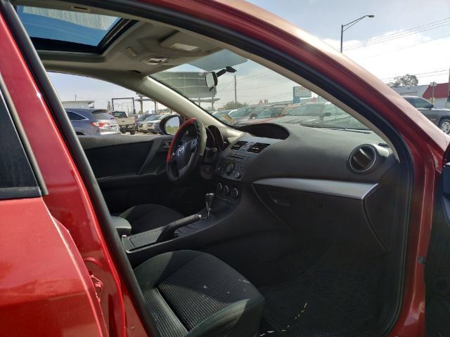2013 Mazda MAZDA3 i Touring AT 4-Door Bradenton FL