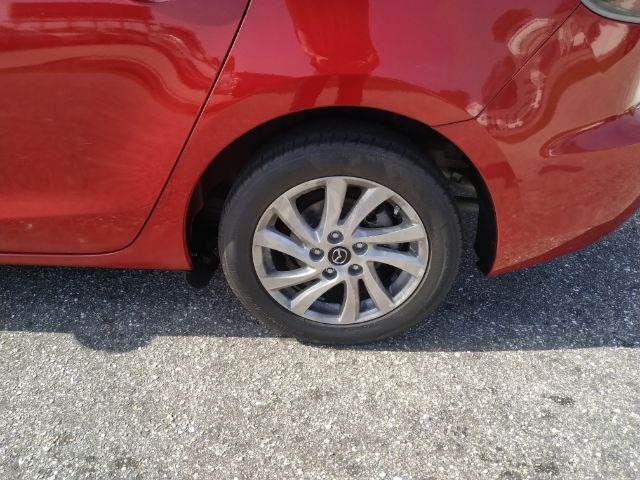 2013 Mazda MAZDA3 i Touring AT 4-Door Bradenton FL