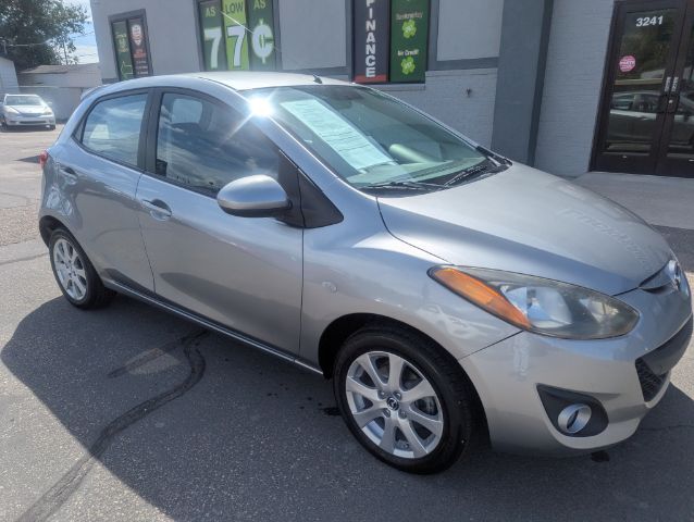 2013 Mazda Mazda2 Touring