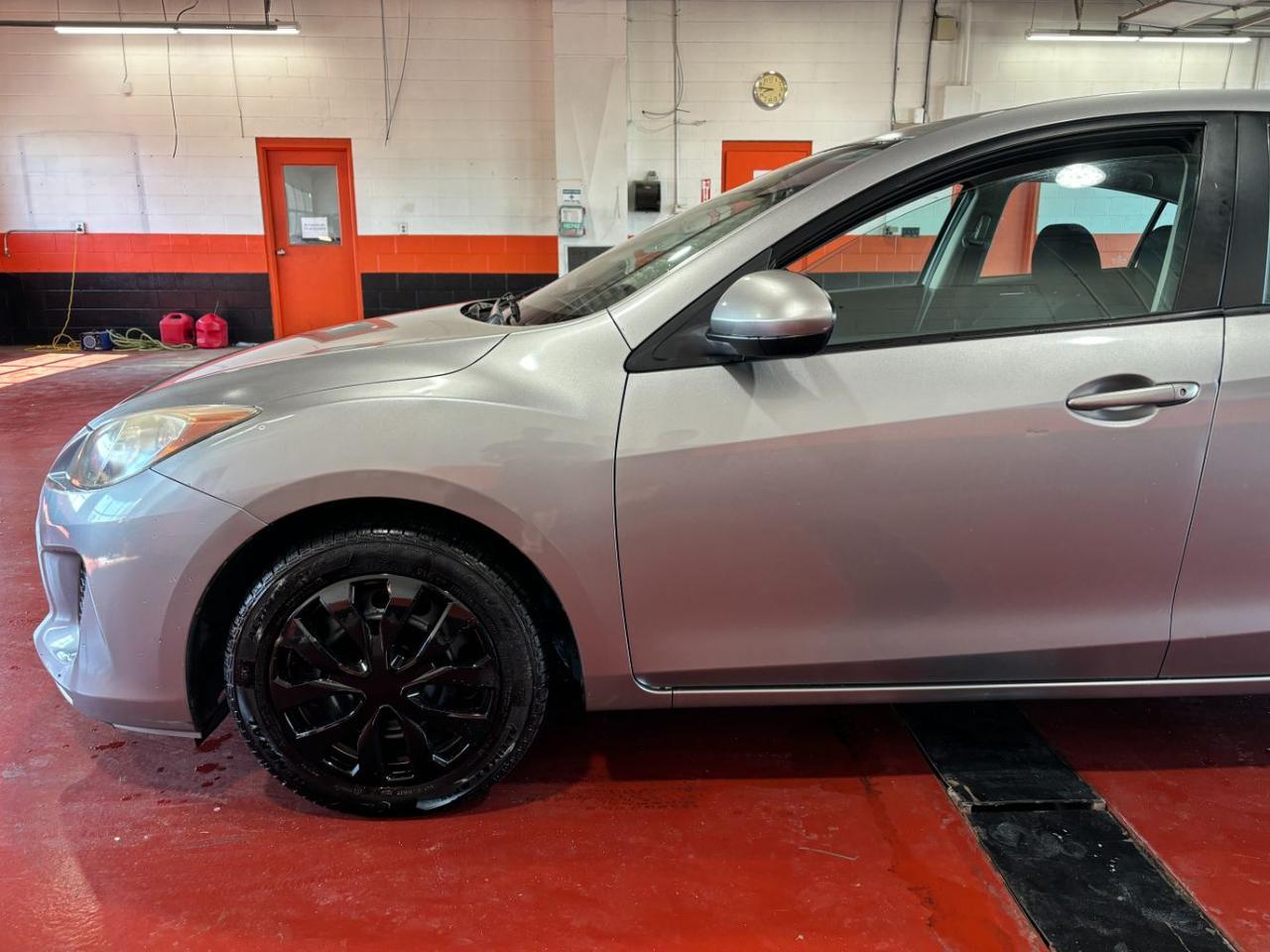 2013 Mazda Mazda3 i Sport Franklin OH