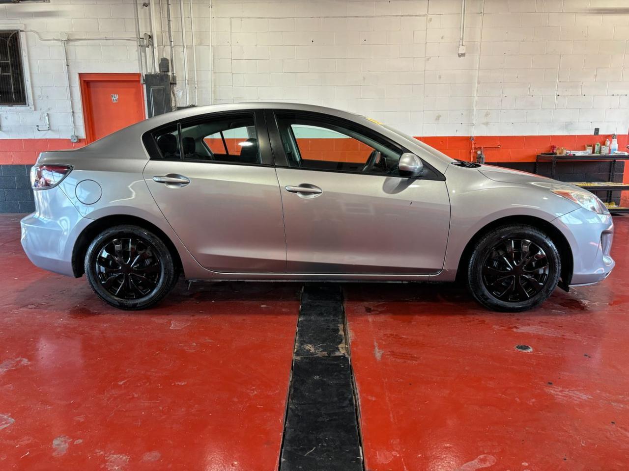 2013 Mazda Mazda3 i Sport Franklin OH