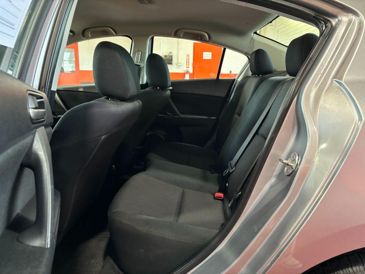 2013 Mazda Mazda3 i Sport Franklin OH