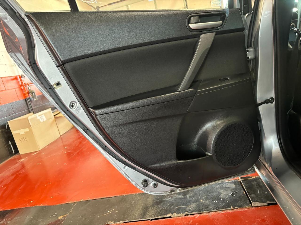 2013 Mazda Mazda3 i Sport Franklin OH