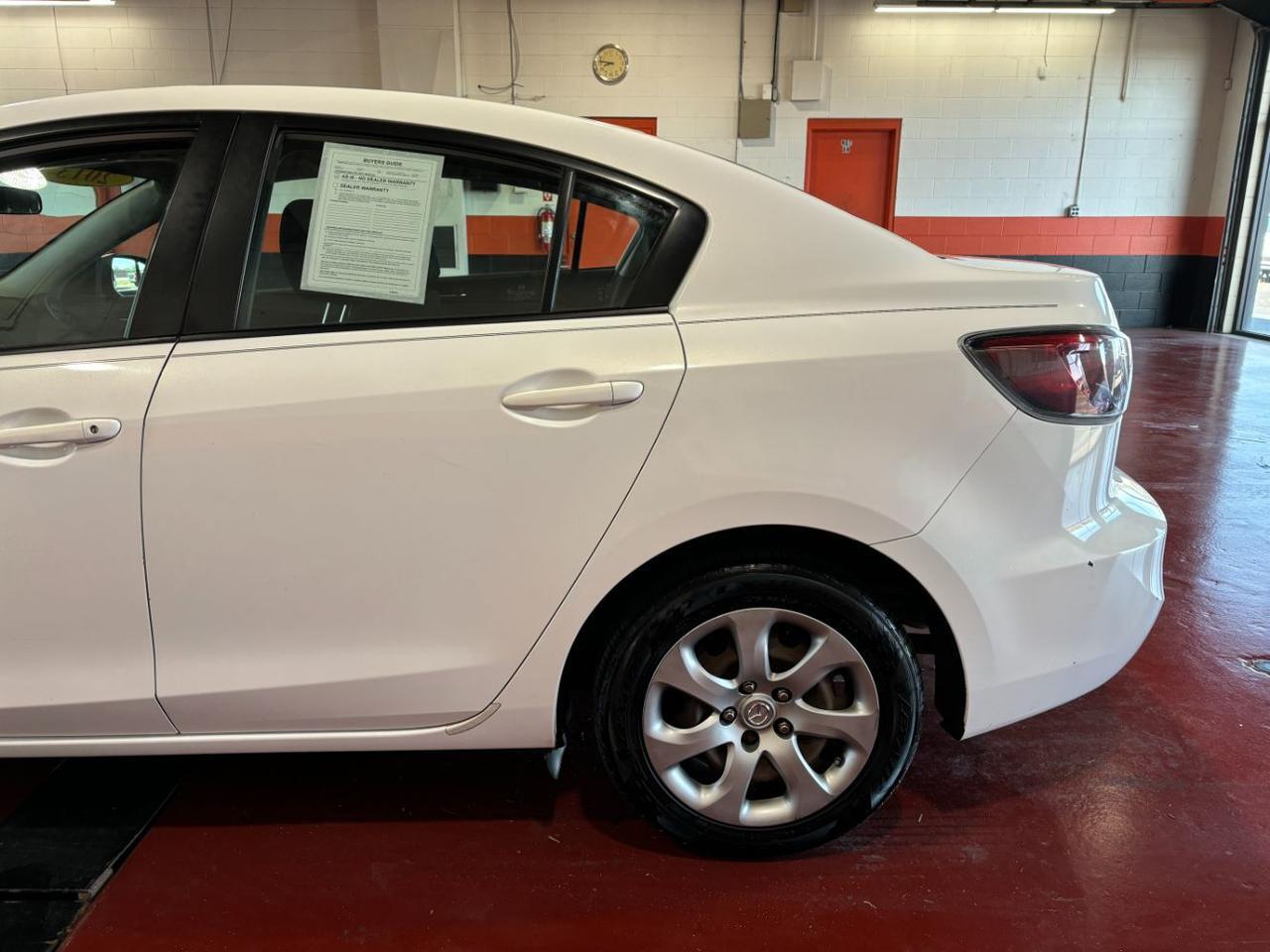 2013 Mazda Mazda3 i Sport Franklin OH