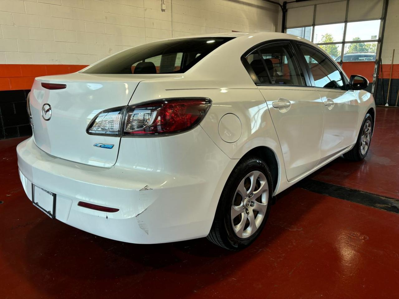 2013 Mazda Mazda3 i Sport Franklin OH