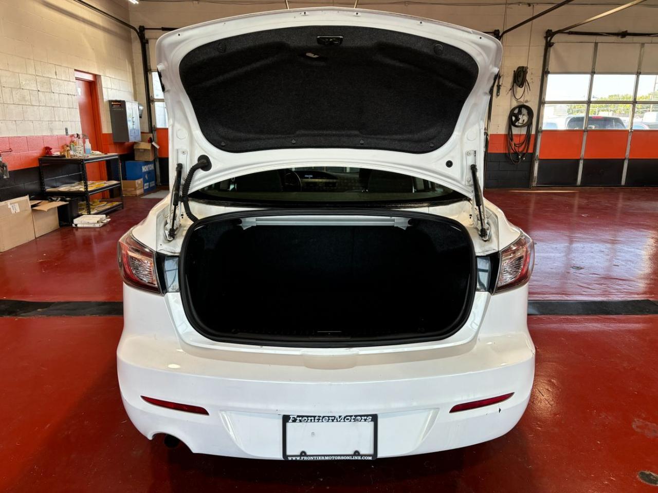 2013 Mazda Mazda3 i Sport Franklin OH