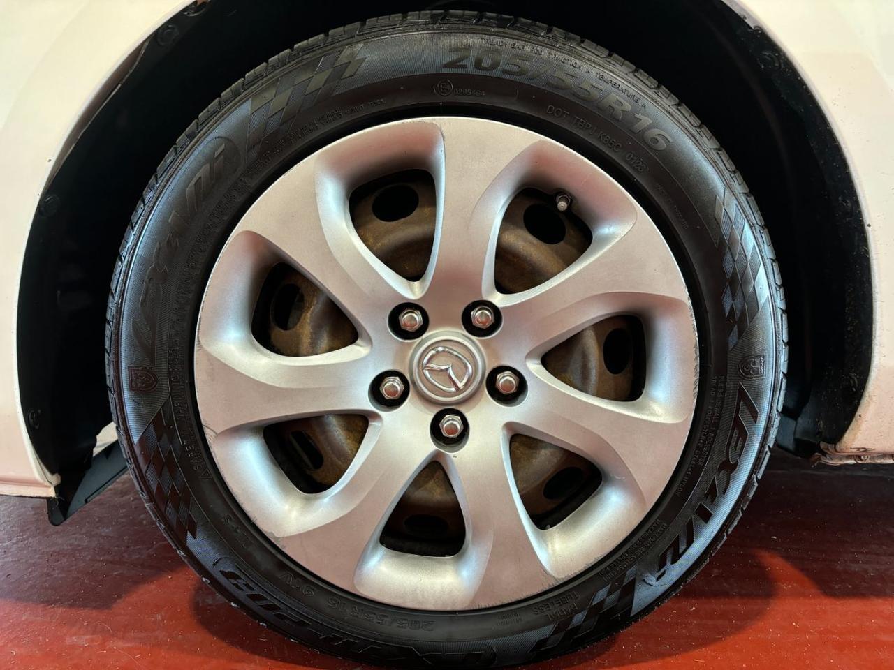 2013 Mazda Mazda3 i Sport Franklin OH