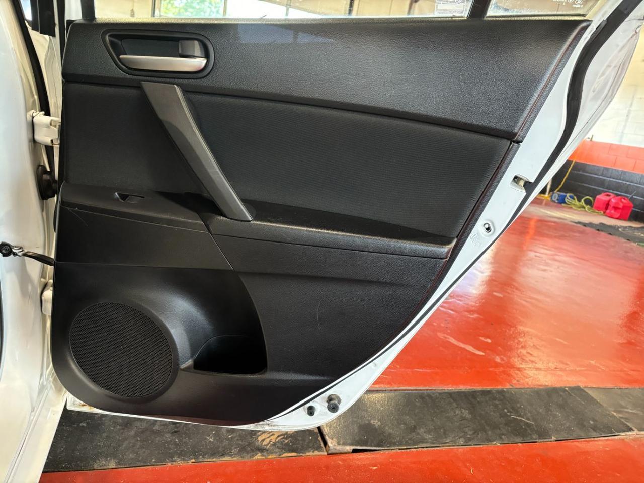 2013 Mazda Mazda3 i Sport Franklin OH