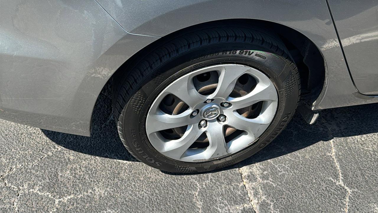 2013 Mazda Mazda3 i Sport San Antonio TX