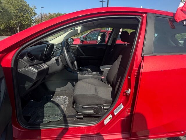 2013 Mazda Mazda3 i Touring