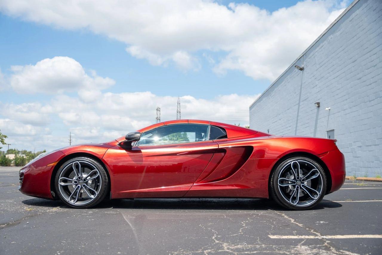 2013 McLaren MP4-12C 12C Spider Roadster 2D St. Louis MO