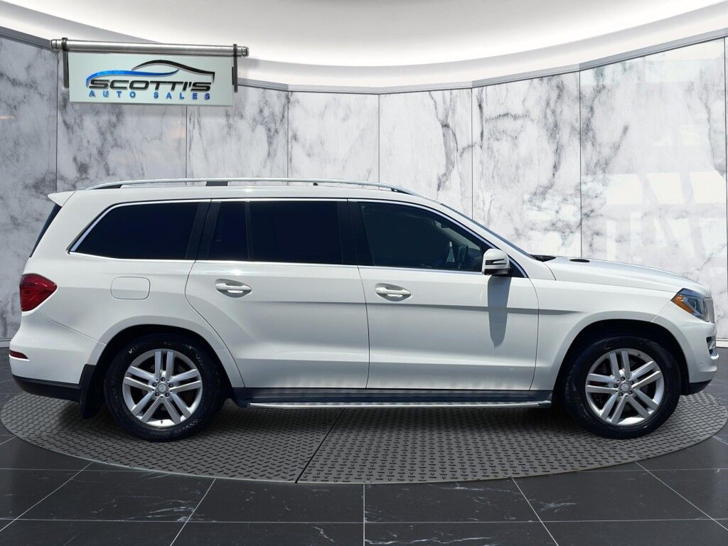 2013 Mercedes-Benz GL-Class GL 450~BLUETOOTH~BUCKET SEATS~CONNECTED CAR INTEGRATED APPS~DRIVER ASSISTANCE PACKAGE~PANORAMIC MOONROOF / SUNROOF~RUNNING BOARDS~LOW MILES Sarasota FL