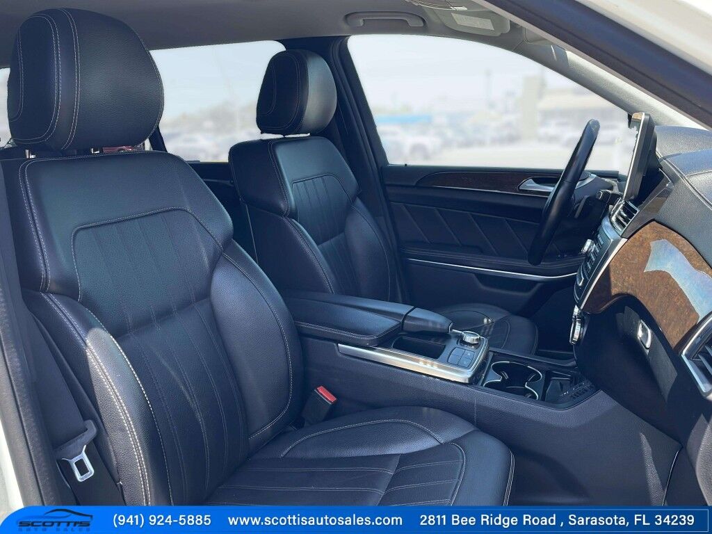 2013 Mercedes-Benz GL-Class GL 450~BLUETOOTH~BUCKET SEATS~CONNECTED CAR INTEGRATED APPS~DRIVER ASSISTANCE PACKAGE~PANORAMIC MOONROOF / SUNROOF~RUNNING BOARDS~LOW MILES Sarasota FL