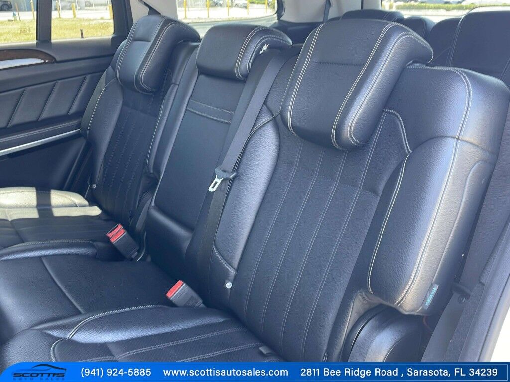 2013 Mercedes-Benz GL-Class GL 450~BLUETOOTH~BUCKET SEATS~CONNECTED CAR INTEGRATED APPS~DRIVER ASSISTANCE PACKAGE~PANORAMIC MOONROOF / SUNROOF~RUNNING BOARDS~LOW MILES Sarasota FL