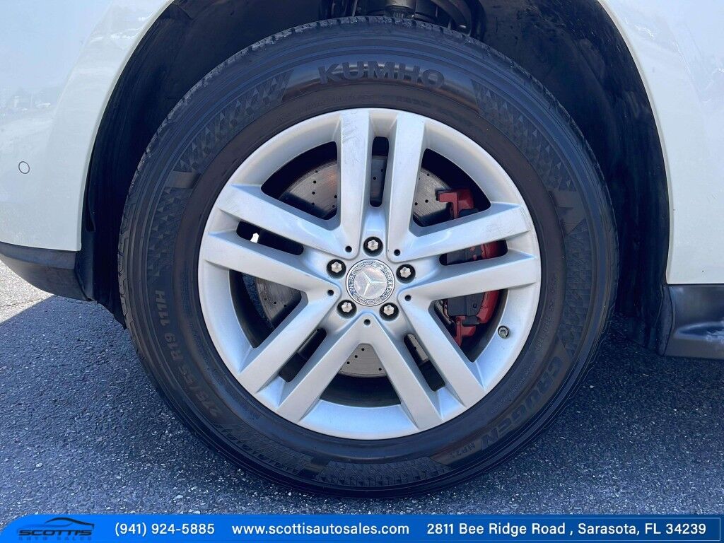 2013 Mercedes-Benz GL-Class GL 450~BLUETOOTH~BUCKET SEATS~CONNECTED CAR INTEGRATED APPS~DRIVER ASSISTANCE PACKAGE~PANORAMIC MOONROOF / SUNROOF~RUNNING BOARDS~LOW MILES Sarasota FL