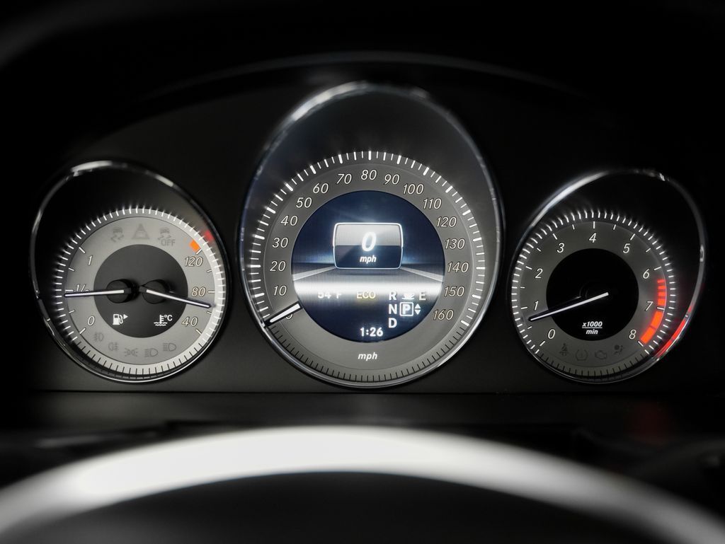2013 Mercedes-Benz GLK-Class GLK350 - Photo 12