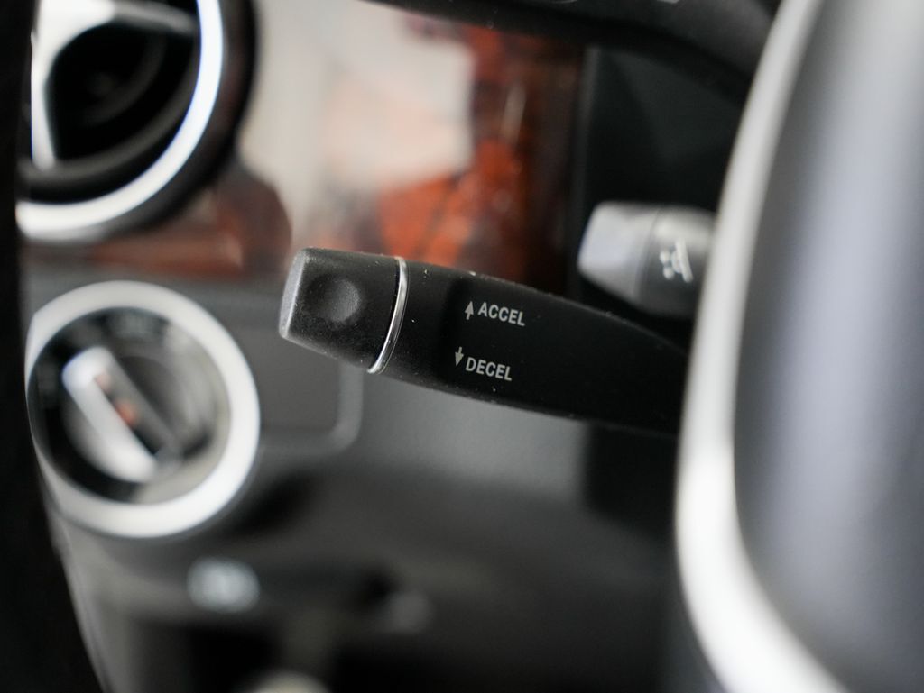 2013 Mercedes-Benz GLK-Class GLK350 - Photo 19