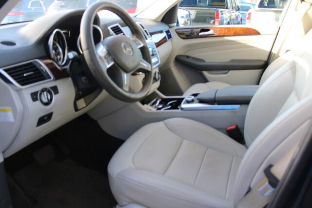 2013 Mercedes-Benz M 550 4MATIC ML 550 4MATIC Melbourne FL