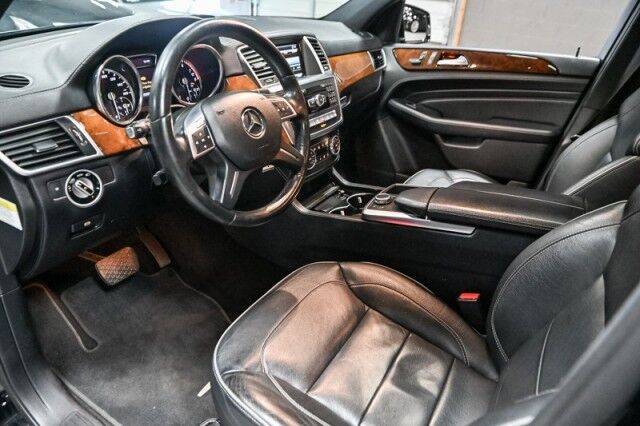 2013 Mercedes-Benz ML 550 4Matic 4dr SUV Chicago IL