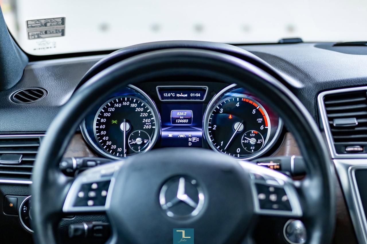 2013 Mercedes-Benz ML350 4Matic BlueTec Diesel Leather Roof Nav Red Deer AB