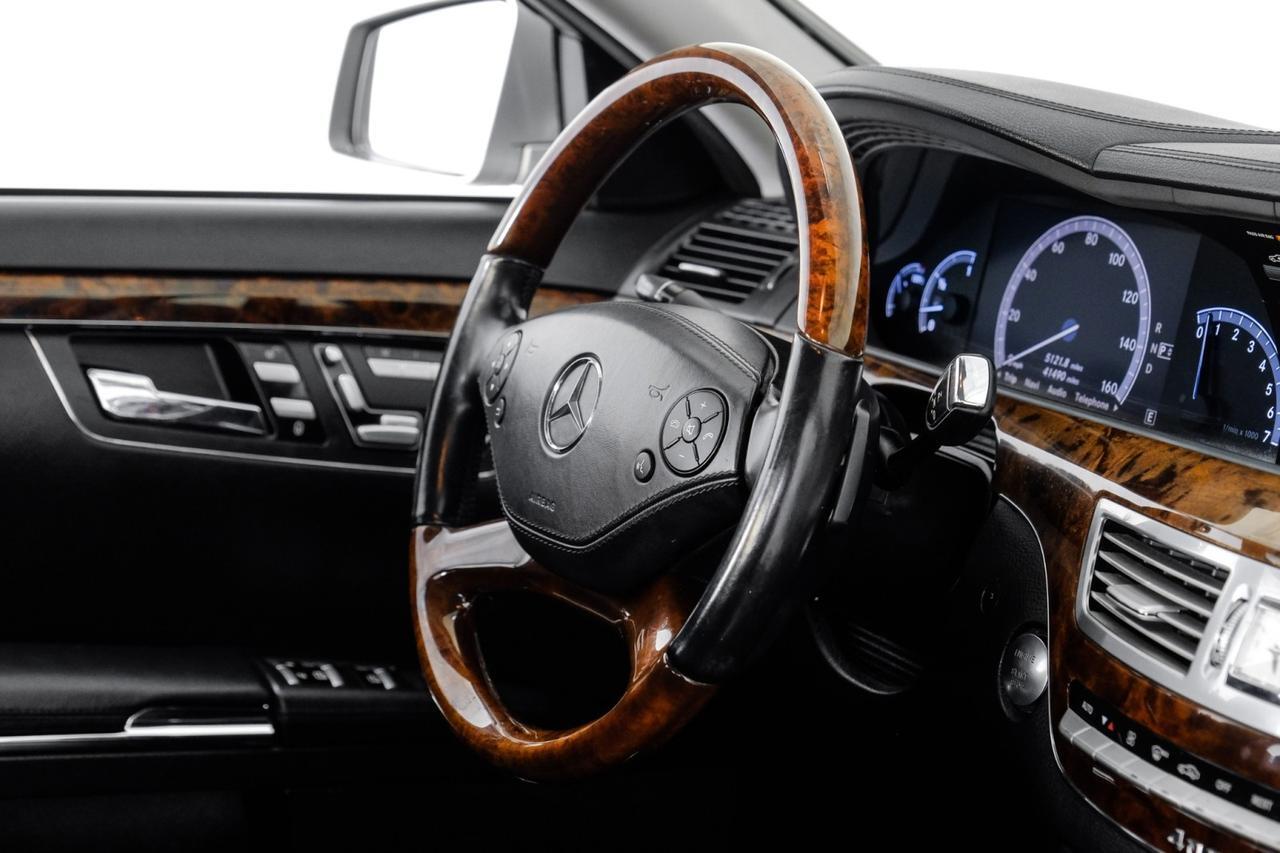 2013 Mercedes-Benz S 550 4MATIC NAVIGATION PANORAMA LEATHER HEATED AND COOLED SEATS REAR Carrollton TX