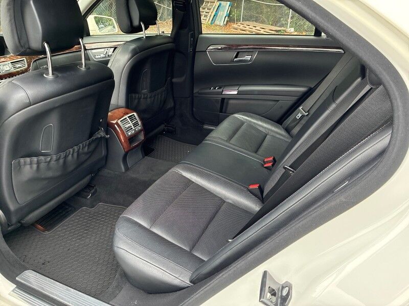 2013 Mercedes-Benz S 550 4dr Sdn S 550 4MATIC Arlington VA