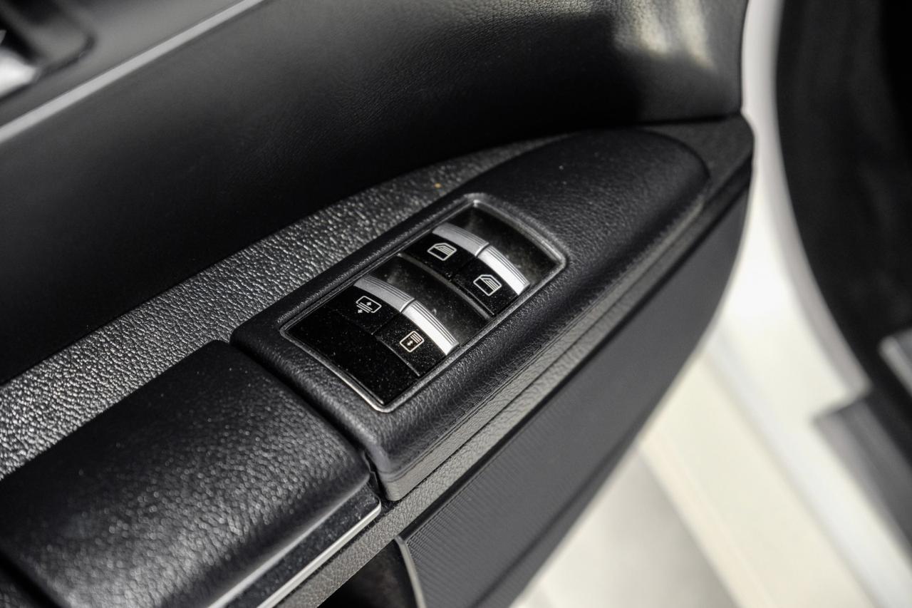 2013 Mercedes-Benz S 550 BLIND SPOT NAVIGATION PANORAMA LEATHER HEATED AND COOLED SEATS R Carrollton TX