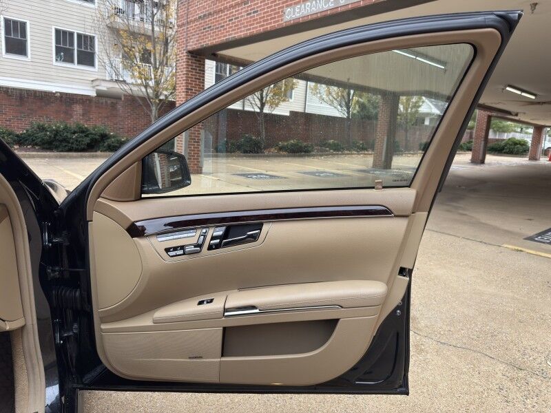 2013 Mercedes-Benz S-Class S 550 4MATIC with Sport Package Arlington VA