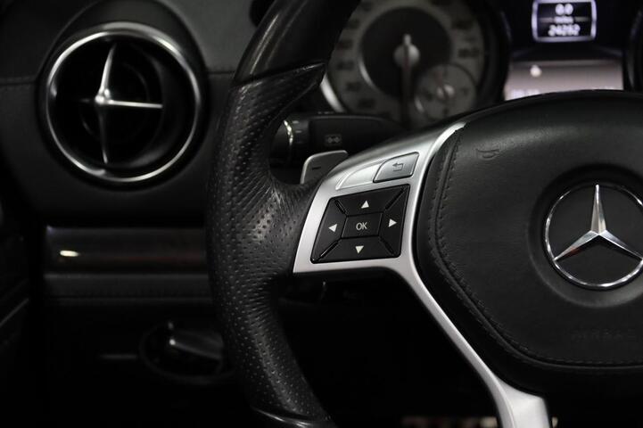 2013 Mercedes-Benz SL 550 AMG Sport 2dr Convertible Chicago IL