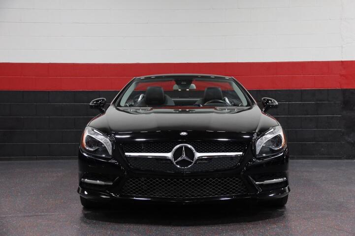 2013 Mercedes-Benz SL 550 AMG Sport 2dr Convertible Chicago IL