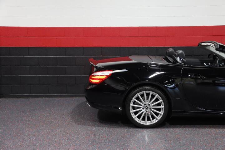 2013 Mercedes-Benz SL 550 AMG Sport 2dr Convertible Chicago IL