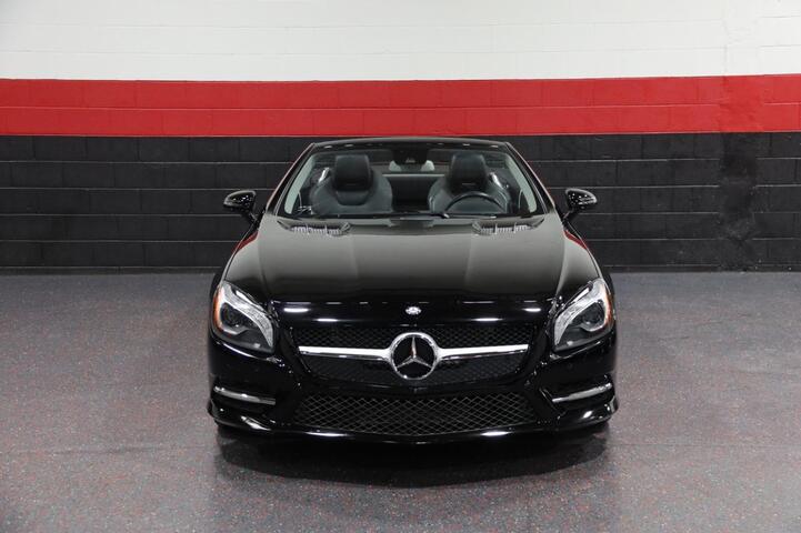 2013 Mercedes-Benz SL 550 AMG Sport 2dr Convertible Chicago IL