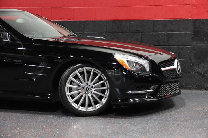2013 Mercedes-Benz SL 550 AMG Sport 2dr Convertible Chicago IL