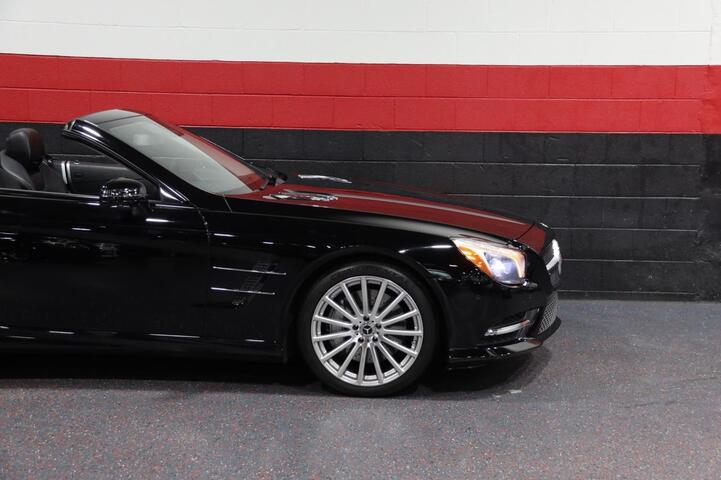2013 Mercedes-Benz SL 550 AMG Sport 2dr Convertible Chicago IL