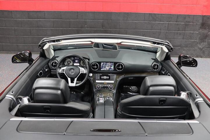 2013 Mercedes-Benz SL 550 AMG Sport 2dr Convertible Chicago IL