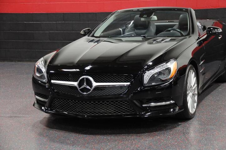 2013 Mercedes-Benz SL 550 AMG Sport 2dr Convertible Chicago IL
